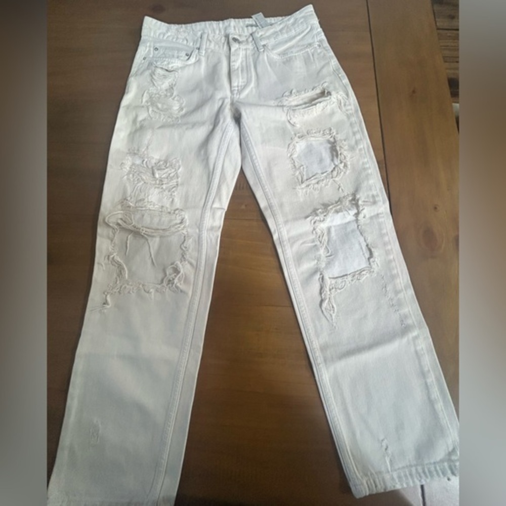 Zara Distressed Cream Women’s Jeans